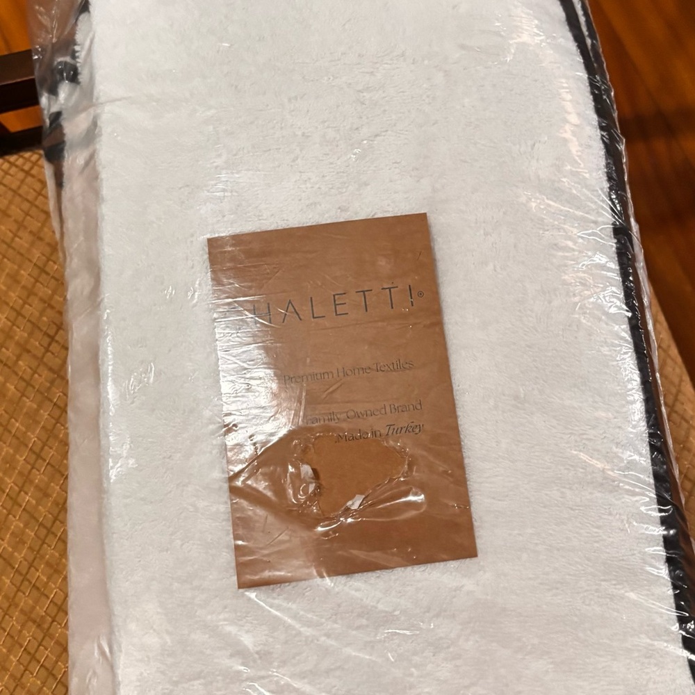 Chaletti White Towel with Black Trim